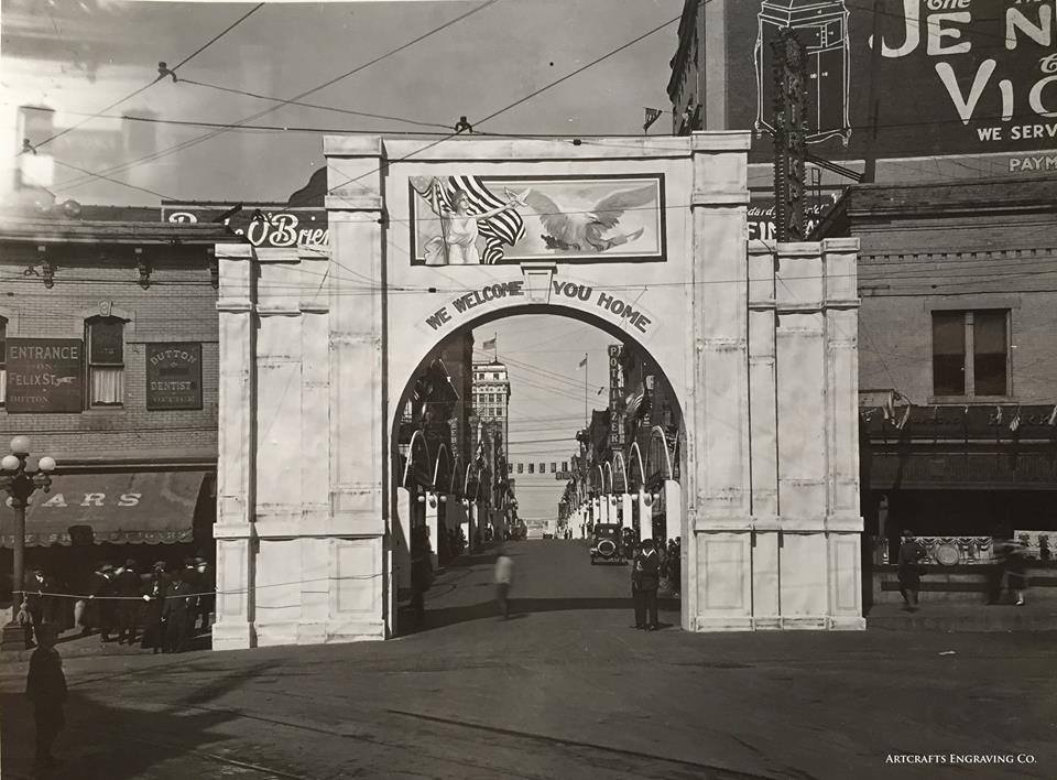 Victory Arch at 8th &#038; Felix.